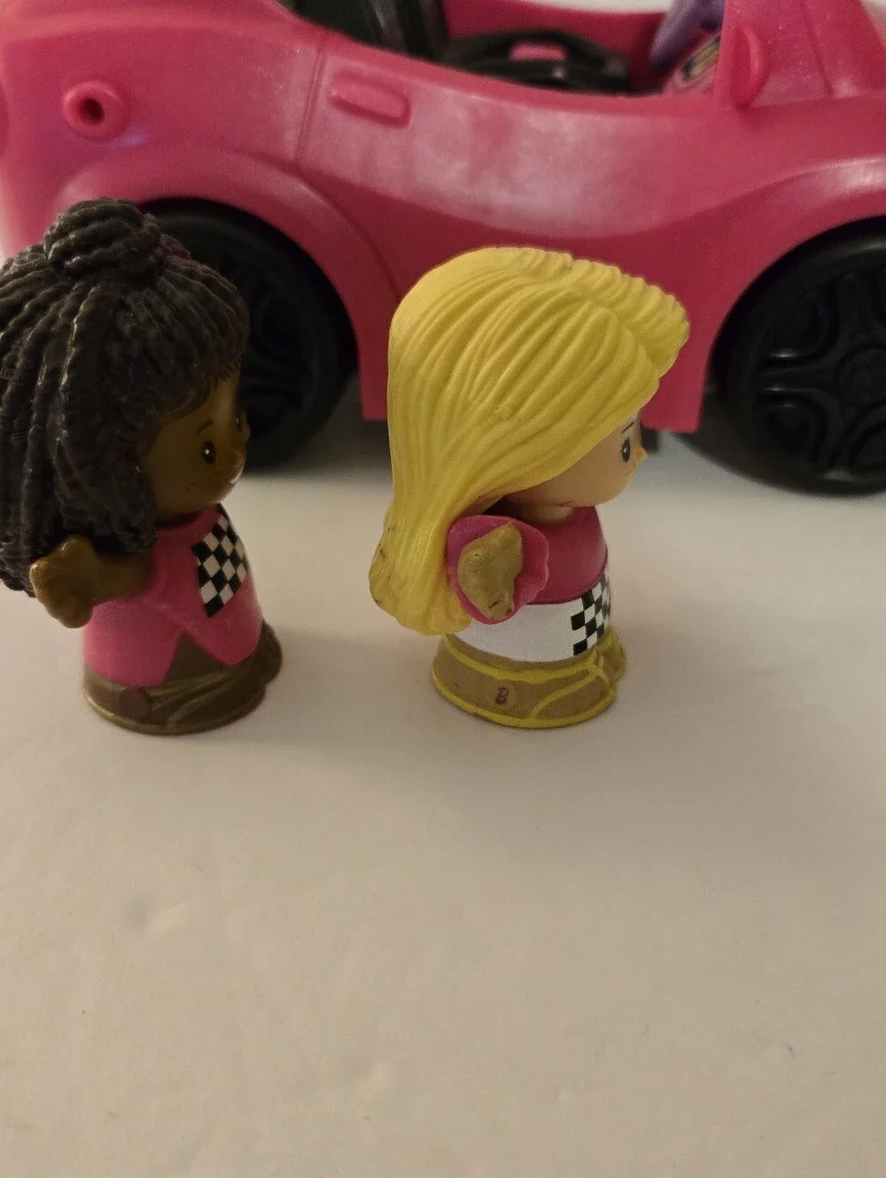 Fisher Price Little People Barbie Pink Convertble Music/Sounds 2 Figures Works